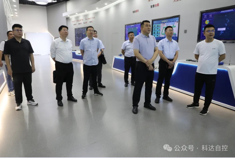 联通（山西）工业互联网有限公司总司理杨卫东一行走进尊龙凯时自控旅行调研